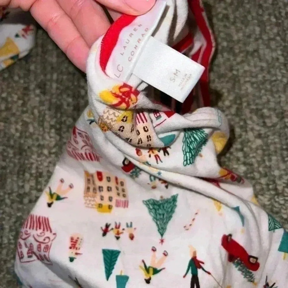 CHRISTMAS MATCHING FAMILY PJS - Picture 8 of 9